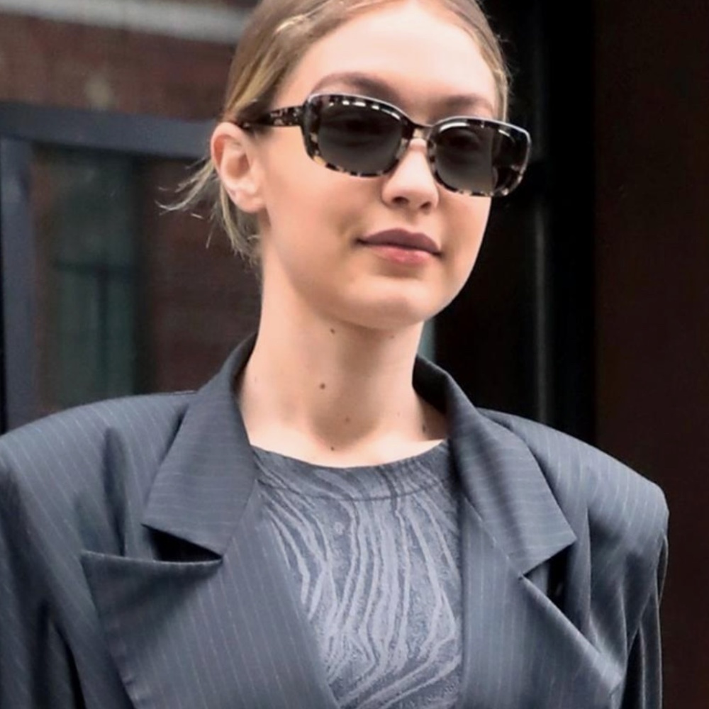 Krewe Milan Sunglasses in Charcoal